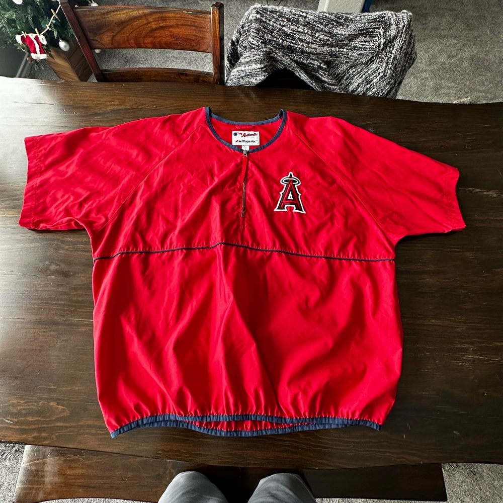 Angels Men’s Warmup Shirt Size XXL